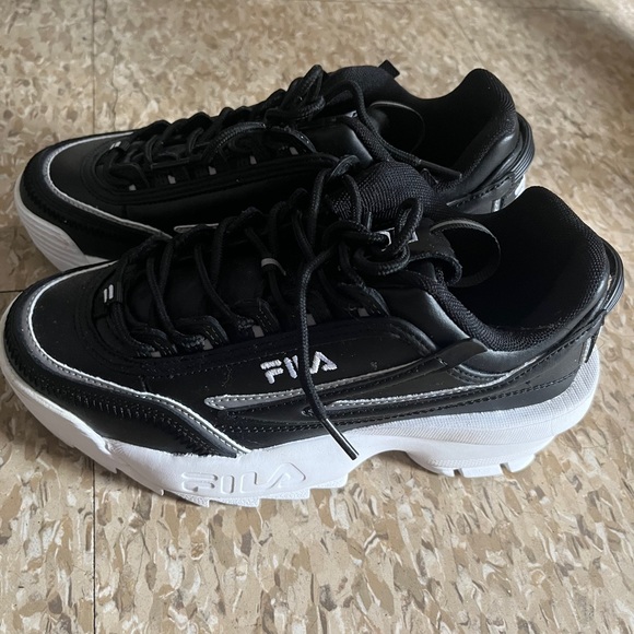 Fila sneakers - Picture 2 of 5
